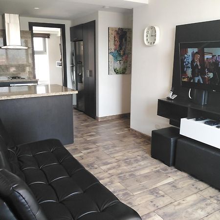 Apartasuites Av Medellin Ngoại thất bức ảnh