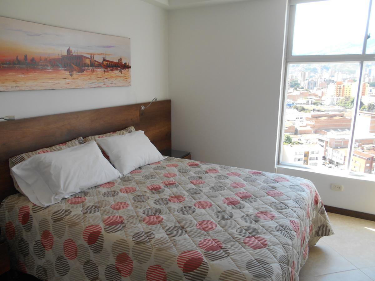 Apartasuites Av Medellin Ngoại thất bức ảnh